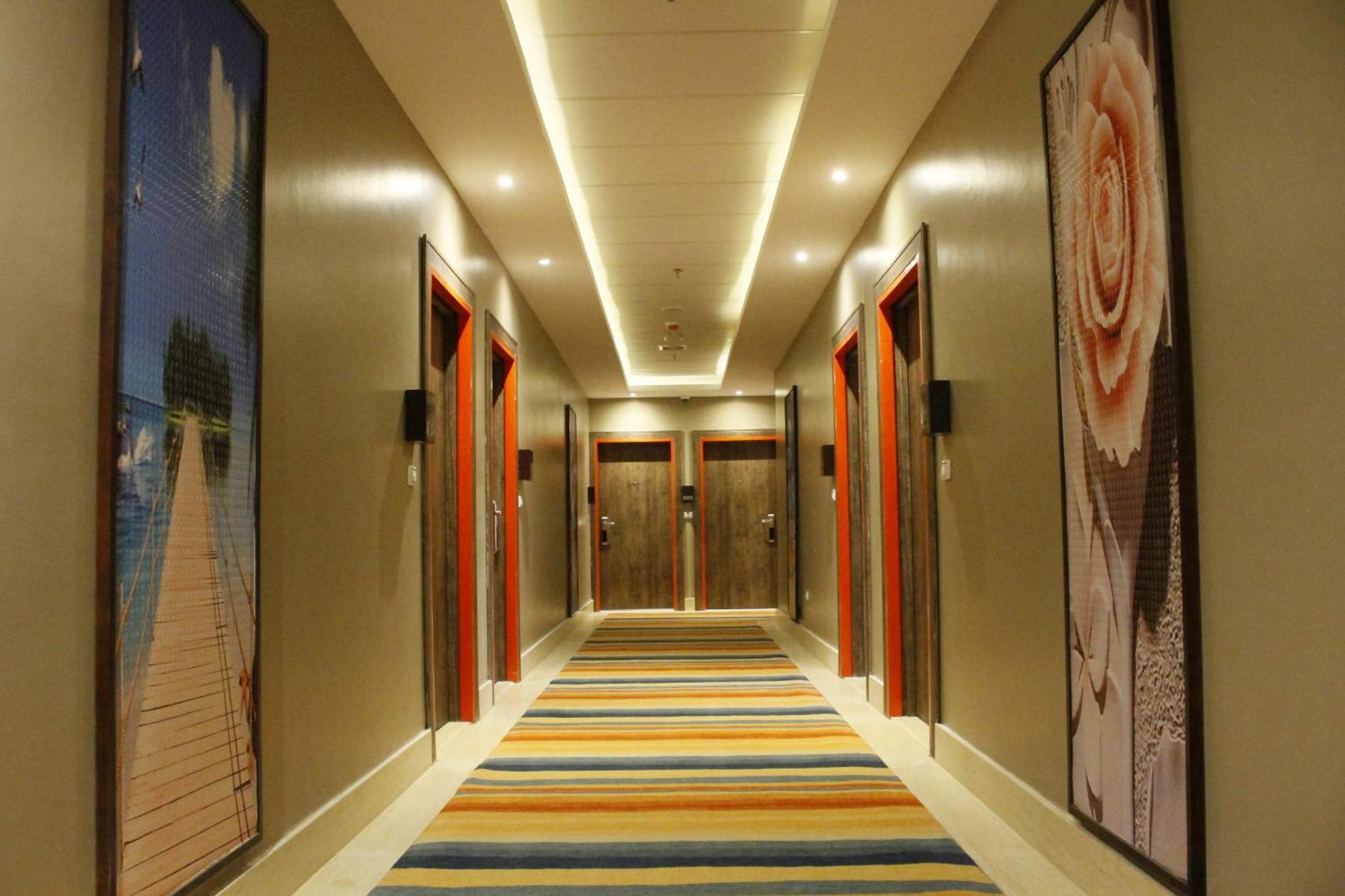 Marina Aqua Park Hotel أسوان المظهر الخارجي الصورة